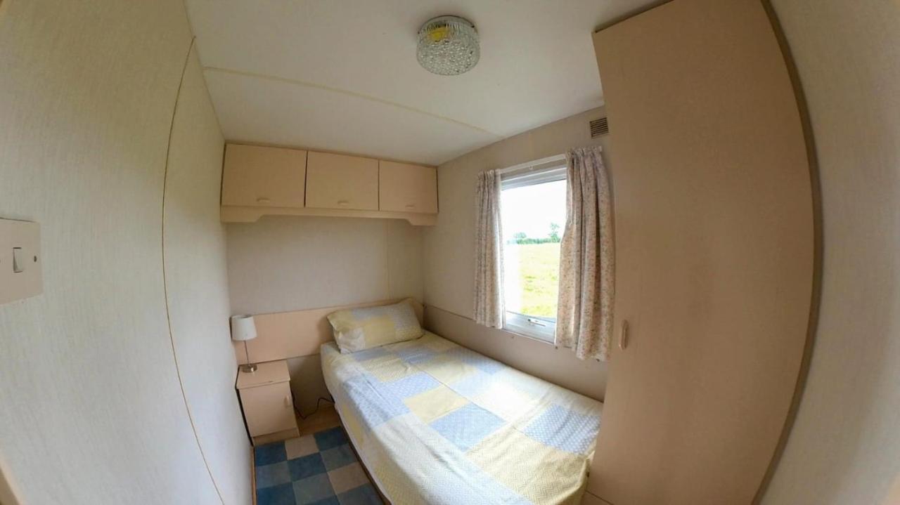 Devil'S Bit Accommodation Killea Экстерьер фото